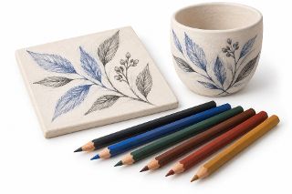 Pencils / Chalks / Crayons