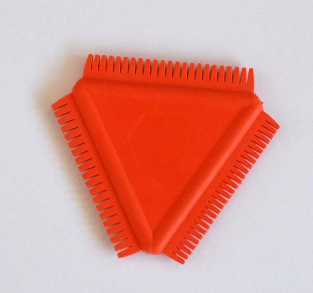 Decorating Comb 75 x 48mm